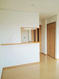 メゾン リール 2階1LDKのリビング/ダイニング