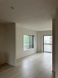 ともえビル 2階1LDKのリビング/ダイニング