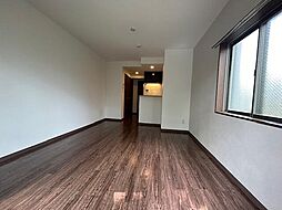 ティエラロッソ 1階ワンルームのリビング/ダイニング