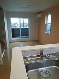 シャン・ド・フルールV 2階2LDKのリビング/ダイニング