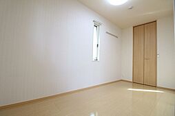 メルヴェーユ三郷中央 Ａ 1階1LDKのリビング/ダイニング