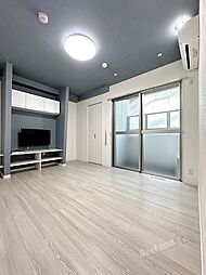 エヌエムスワサントドゥウエスト 2FC 2階1Kのリビング/ダイニング