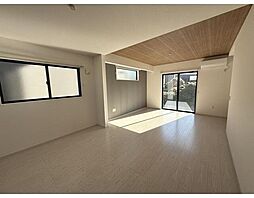 Ｋｏｌｅｔ小宮 4LDKのリビング/ダイニング