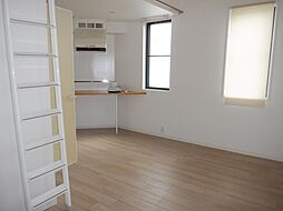 Ｏ・Ｆ 2階ワンルームのリビング/ダイニング