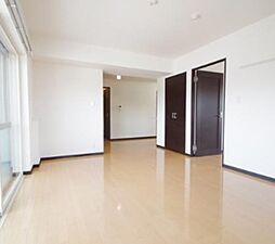 マンションアール 2階1SLDKのリビング/ダイニング