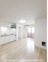 ミルト・ラフレシール 1階1LDKのリビング/ダイニング