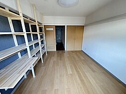 多摩都市モノレール 中央大学・明星大学駅 徒歩4分の賃貸マンション 3階1Kのリビング/ダイニング