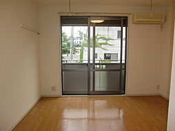 JR中央線 八王子駅 バス9分 道の駅滝山入口下車 徒歩6分の賃貸アパート 2階1Kのリビング/ダイニング