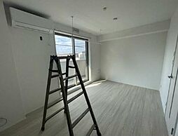 リトルキャビン 3階1Kのリビング/ダイニング