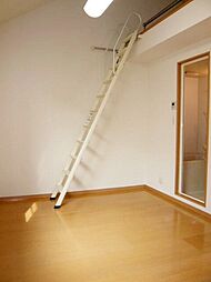 ピア三軒茶屋 2階ワンルームのリビング/ダイニング