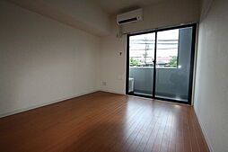 クレアーレ 202 2階1Kのリビング/ダイニング