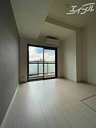 Gramercy Juso-higashi 1st 2階1DKのリビング/ダイニング