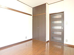 ヴィレヂ・ハピネス6 204 2階1Kのリビング/ダイニング