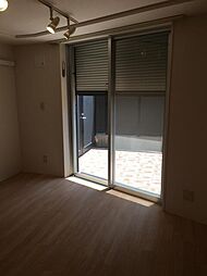 MODULOR目白 1階ワンルームのリビング/ダイニング