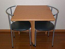 レオパレスレガーロ中十条 1階1Kのリビング/ダイニング