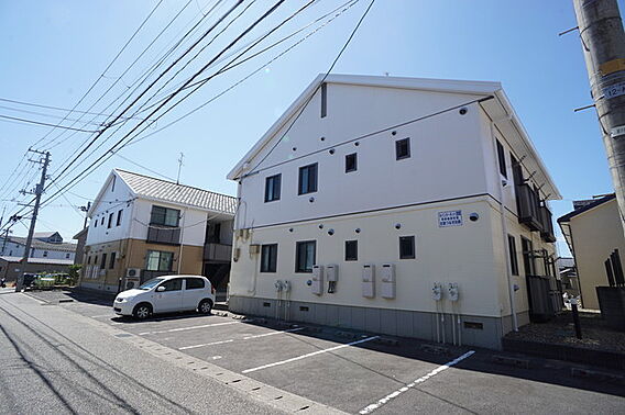 メゾンドラブリーズE_外観_1