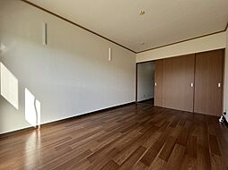 近鉄長野線 滝谷不動駅 徒歩6分の賃貸アパート 2階1Kのリビング/ダイニング