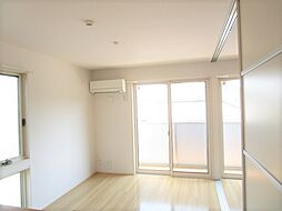 ヒルサイド・コゼット（ヒルサイド） 101 1階1LDKのリビング/ダイニング