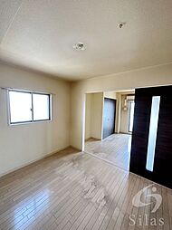 イリス長居公園 4階1DKのリビング/ダイニング