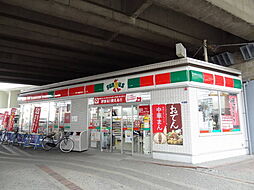 サンクス浦安駅北口店 203m