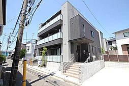 トロワ　モンテ