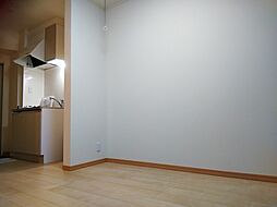 ヌーヴォープリエール 1階ワンルームのリビング/ダイニング