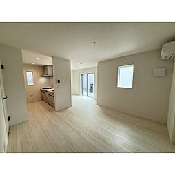 Ｋｏｌｅｔ八王子川口#24 4LDKのリビング/ダイニング