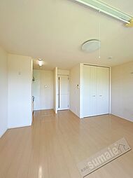 D-Room ウィステリア　Ｂ棟 2階ワンルームのリビング/ダイニング