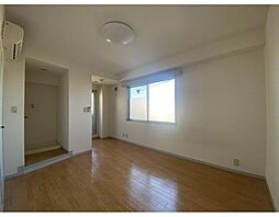 千草 4階ワンルームのリビング/ダイニング