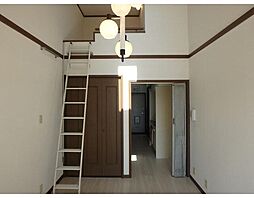 フロンティアIII D棟 2階1Kのリビング/ダイニング