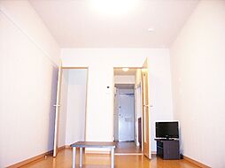 レオパレスかわせみ 1階1Kのリビング/ダイニング