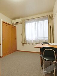 レオパレスタウンコート北田辺 2階1Kのリビング/ダイニング