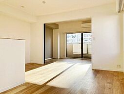 プライムアーバン目黒リバーフロント 9階1LDKのリビング/ダイニング