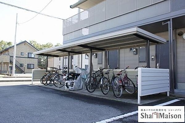 画像3:■駐輪場■　敷地内には雨の日も安心な大型のサイクルポートがあり、自転車をご利用の方はとても便利ですね♪