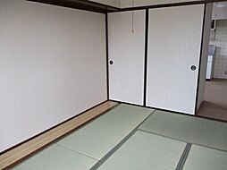 第一マンション 3階2LDKのリビング/ダイニング