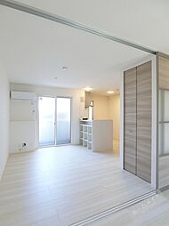 ヴィクトワール 1階1LDKのリビング/ダイニング