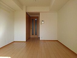 プラウドコート 5階1Kのリビング/ダイニング