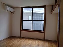 メゾン・デスポワール 202 2階ワンルームのリビング/ダイニング