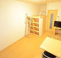 レオパレスプレシア 4階2DKのリビング/ダイニング