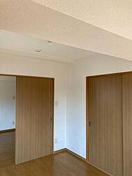 プラティーク三鷹 2階2DKのリビング/ダイニング