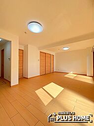 JR紀勢本線 紀三井寺駅 徒歩16分の賃貸マンション 2階2LDKのリビング/ダイニング