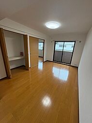 エクセレンテ 1階1LDKのリビング/ダイニング