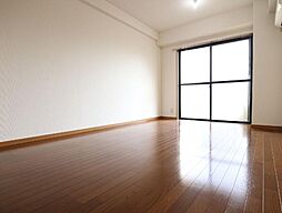 スプレンダーパレス 301 3階ワンルームのリビング/ダイニング