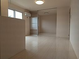 サニーフラット 2階2LDKのリビング/ダイニング