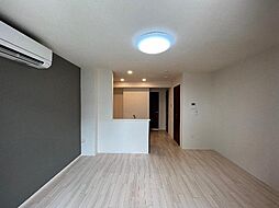 ジュアン 1階1LDKのリビング/ダイニング