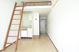 デ・ソレイユＡ棟 202 2階ワンルームのリビング/ダイニング