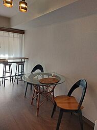 メゾン・ド・カナリ 1階ワンルームのリビング/ダイニング