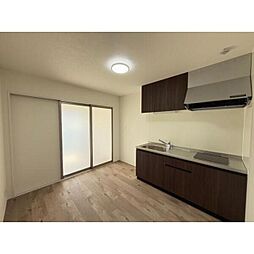 JR福知山線 伊丹駅 徒歩9分の賃貸アパート 3階1DKのリビング/ダイニング