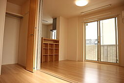 コンフォート 103 1階1LDKのリビング/ダイニング