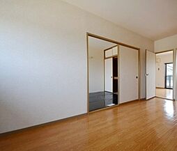 ドミ−ル・氷川 2階2LDKのリビング/ダイニング